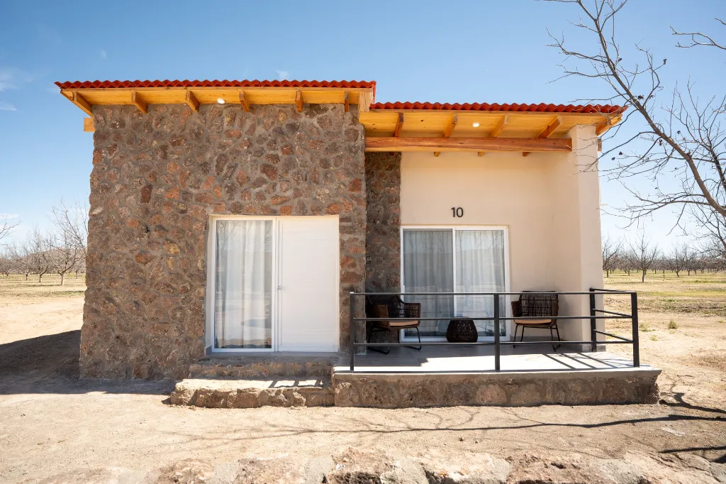 CV-CABAÑAS-10.webp